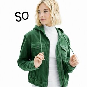 SO. NWOT. Never worn. Green Corduroy Jacket Zip Hoodie Weekend Wear Comfy Size L